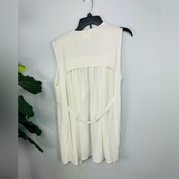 Jolt Chiffon White Draped Open Style Sleeveless Cardigan Midi Duster - Picture 6 of 7